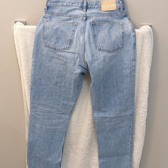 Everlane 90's Cheeky Jean - Picture 14 of 16